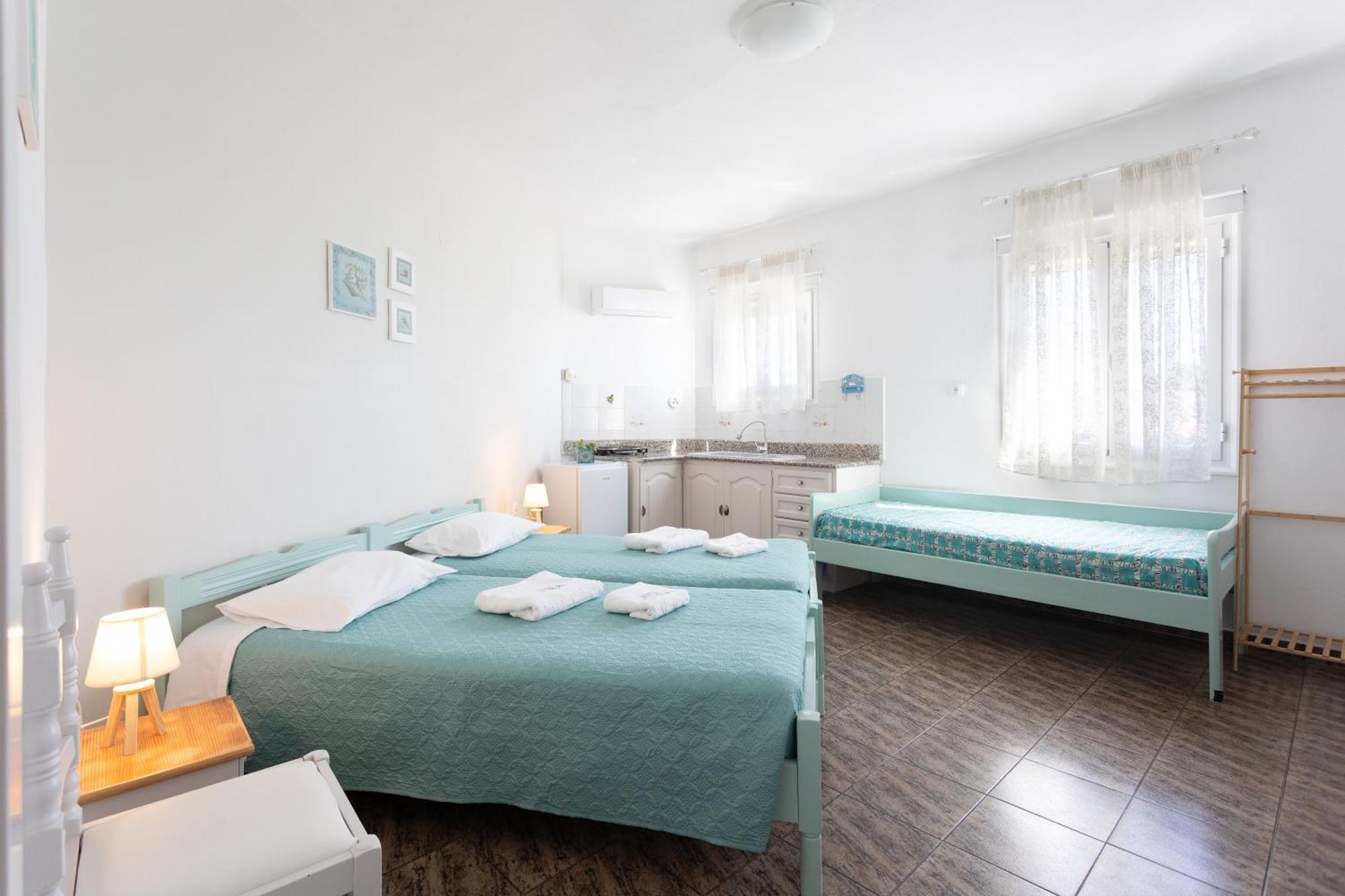 Dora'S Studios & Apartments Mégas Yialós-Nítes Dış mekan fotoğraf