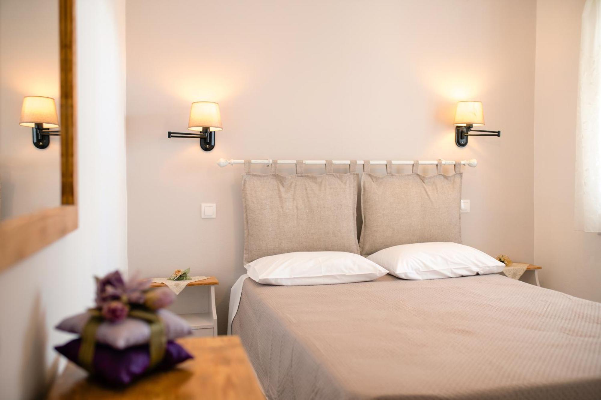 Dora'S Studios & Apartments Mégas Yialós-Nítes Dış mekan fotoğraf